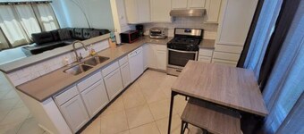 2 Bdrm inc Full Kitchen/Bath/Laundry/Living Room