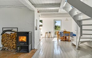 Dining - Awesome home in Knebel with kitchen (Knebel)