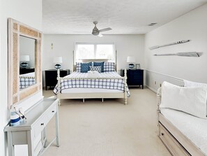 獨棟房屋, 多張床, 可使用泳池, 泳池景觀 | 3 間臥室、獨特裝潢、布置獨特、書桌