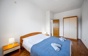 2 soveværelser, gratis Wi-Fi, sengetøj