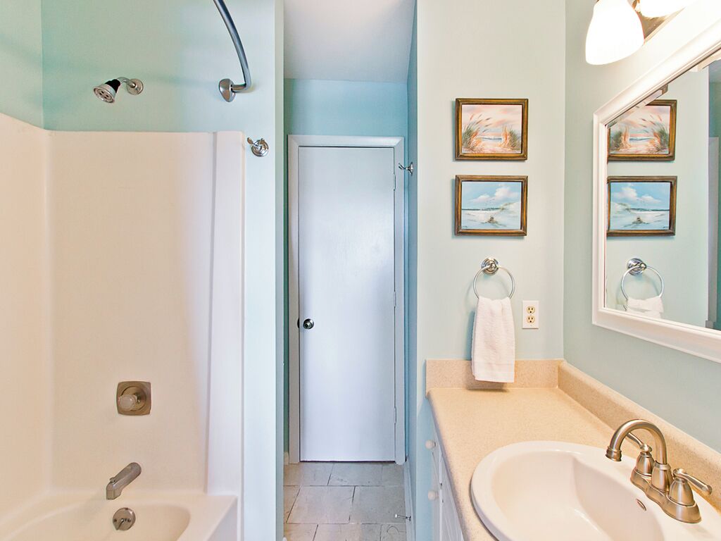 콘도, 침대(여러 개), 주방, 해변 전망 | 욕실 | 타월