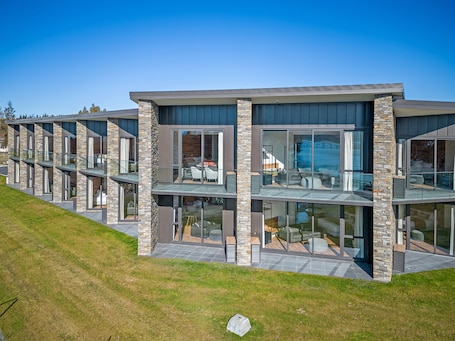Exterior. Grand Suites Lake Tekapo