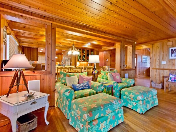 House, Multiple Beds, Kitchen, Ocean View | Living area | TV