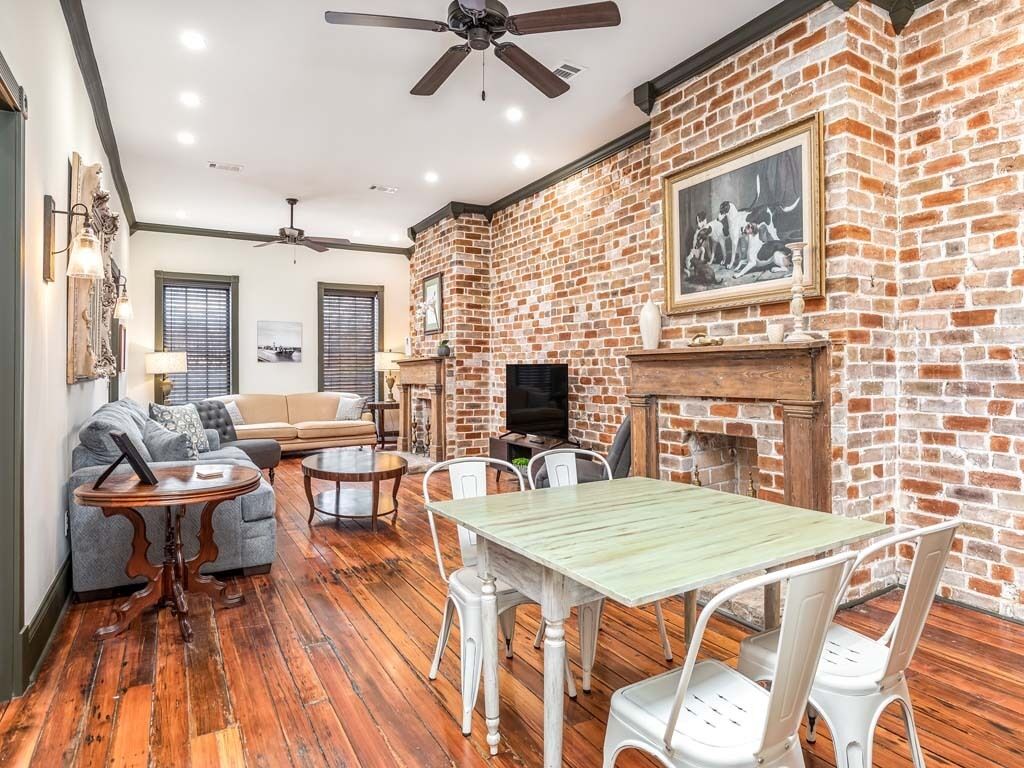 House, Multiple Beds, Fireplace, Garden View | Dining