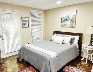 1 bedroom, iron/ironing board, free WiFi, bed sheets