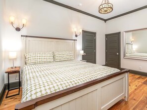 House, Multiple Beds, Kitchen, Garden View | 4 bedrooms, free WiFi, bed sheets - Waldburg Manor by Tybee Vacation Rentals (Savannah)