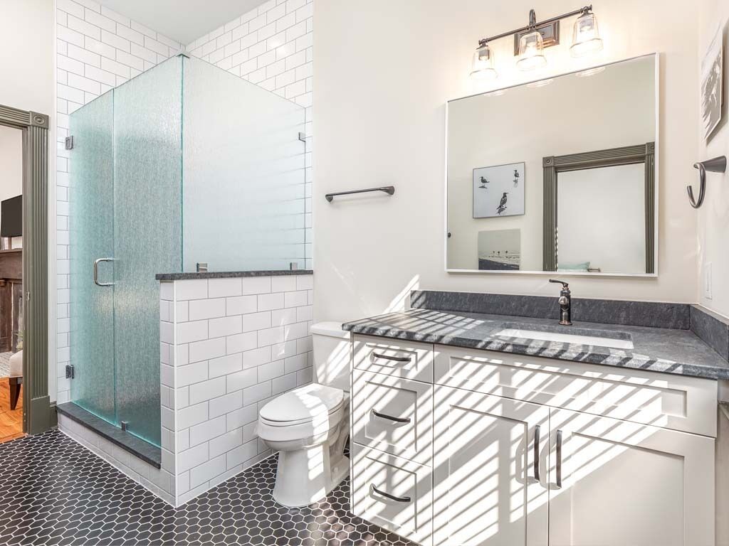 Casa, letti multipli, cucina, vista giardino | Bagno | Asciugamani