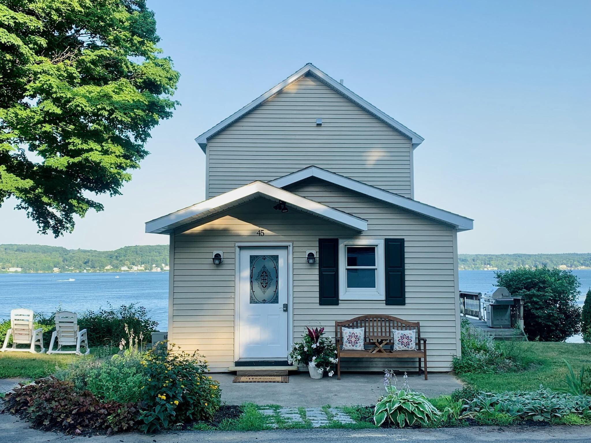 Near Racetrack, Belmont, Casino, SPAC,  ADK, Shops/Dining, Regatta, Ballet, Golf