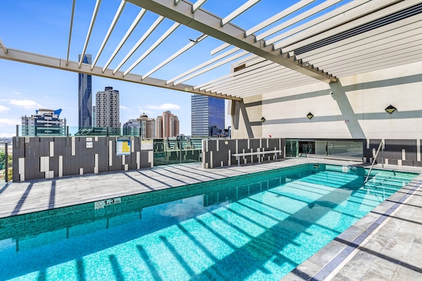 Piscine extérieure, piscine chauffée