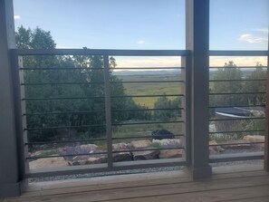 Interior - Where the Buffalo Roam.   Private mountain views w/hot tub (Durango)