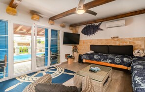 4 habitaciones, cuna de viaje, wifi gratis y ropa de cama