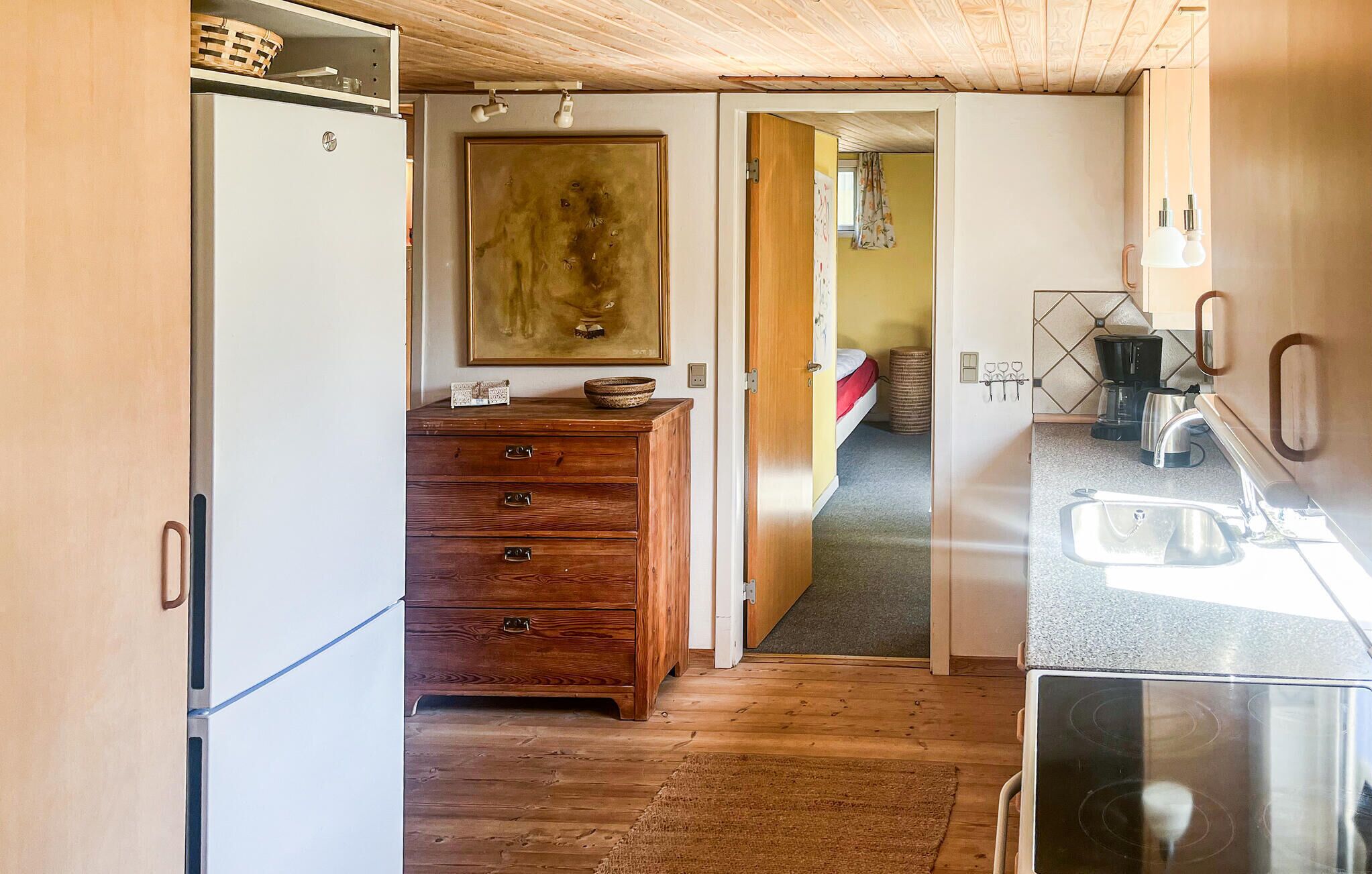 Coffee/tea maker, fridge, stovetop, dishwasher