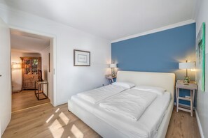 Imagen sin descripción, 4 de 39, botón