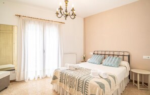 4 habitaciones y wifi gratis 