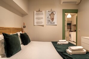 2 habitaciones, escritorio, tabla de planchar con plancha y wifi 