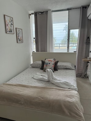 1 bedroom, desk, iron/ironing board, free WiFi