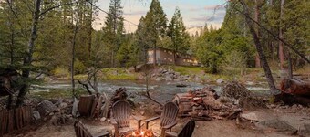 River Front / Private Beach  Family Friendly Cabin Tahoe basin