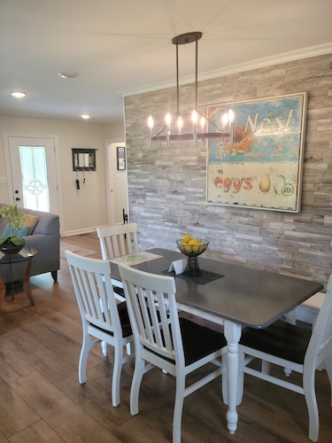 Porchland Cottage -PRACTICALLY NEW HOUSE with Countryside view -pet friendly