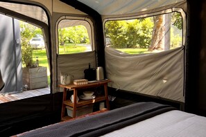 Tent | Bed sheets - Mingling Waters (Nowa Nowa)