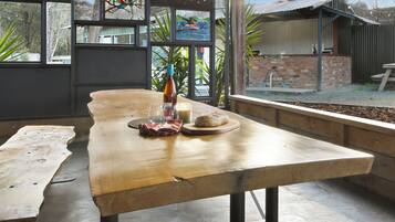 Outdoor dining