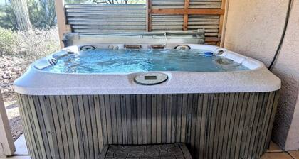 Stunning Views Superstitions Hot Tub Putting Green