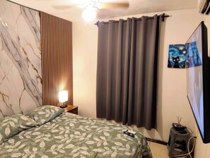 2 bedrooms, desk, free WiFi, bed sheets