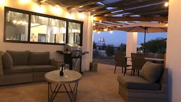 Casa, 4 habitaciones, para fumadores, patio | Jardín
