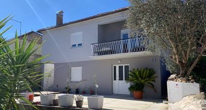 New House in Charming Fisherman Village few Steps From the sea Extra Position