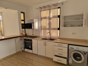 Apartment, 2 Schlafzimmer, barrierefrei, Balkon | Eigene Küche