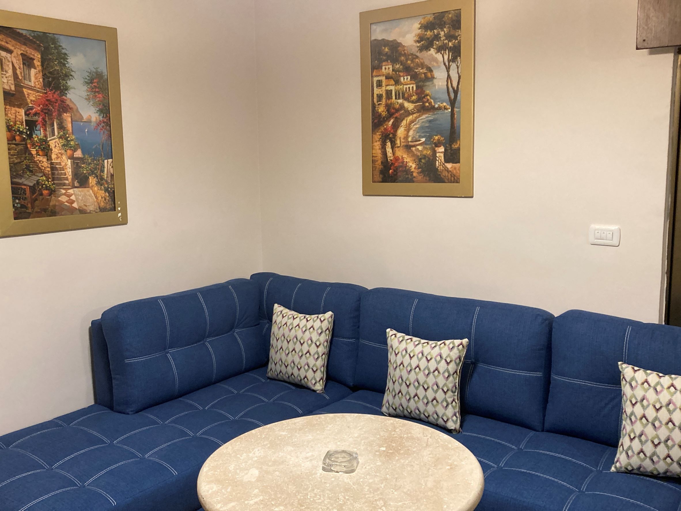 Apartment, 1 Bedroom, Accessible, Smoking | Living area