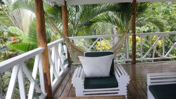 Villa, 3 Bedrooms, Smoking, Private Pool | Interior