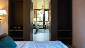 1 bedroom - Lodge Loft Eco Luxe in the Heart of Nature for 2 People by the Lake 10 (Antoing)