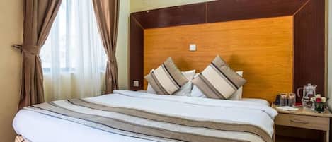 Room, 1 Bedroom, Accessible, Smoking | 1 bedroom