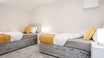 House, 2 Bedrooms, Smoking, Garden View | 2 bedrooms