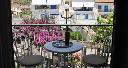 La Bouganville Studio 200 m From the sea