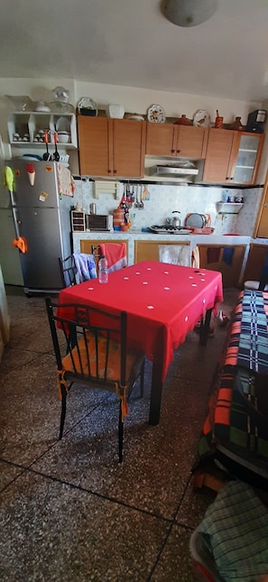 Apartment, 1 Schlafzimmer, Raucher, Balkon | Esszimmer