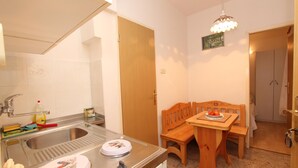 Unclassified image, 3 of 21, button - Semi Studio Rovinj (Rovinj)