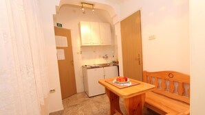 Unclassified image, 2 of 21, button - Semi Studio Rovinj (Rovinj)