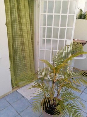Shared Dormitory, 1 Bedroom, Smoking, Balcony | Balcony
