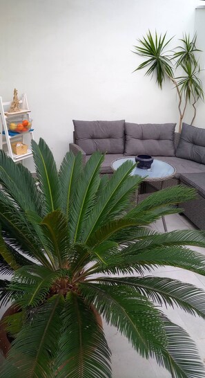 Living room - Astrinos Apt Simple, Cosy, Comfortable, Near the Beach (Chania)