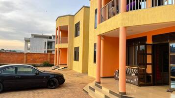 Asrama Umum, 1 kamar tidur, balkon, pemandangan kebun | Pemandangan dari properti