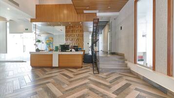 Apartment, 2 Bedrooms, Accessible, Balcony | Laundry