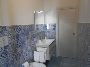 Apartamento, 1 habitación, accesible para personas con discapacidad, fumadores | Baño
