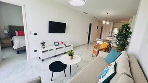 Apartment, 2 Bedrooms, Accessible, Smoking | Lounge