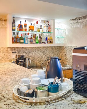 Room, 1 Bedroom, Smoking, City View | Bar (on property) - Room-malecon Premium Plus (Santo Domingo)