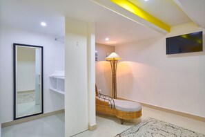 Habitació, 1 dormitori, fumadors, vistes a la ciutat | Equipament de l'habitació