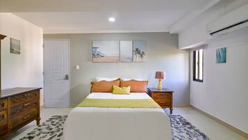 Zimmer, 1 Schlafzimmer, Raucher, Stadtblick | 1 Schlafzimmer