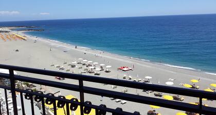 BB Villa Overlooking Sea, Mountain, Coast - Renovated Ancient Winery More