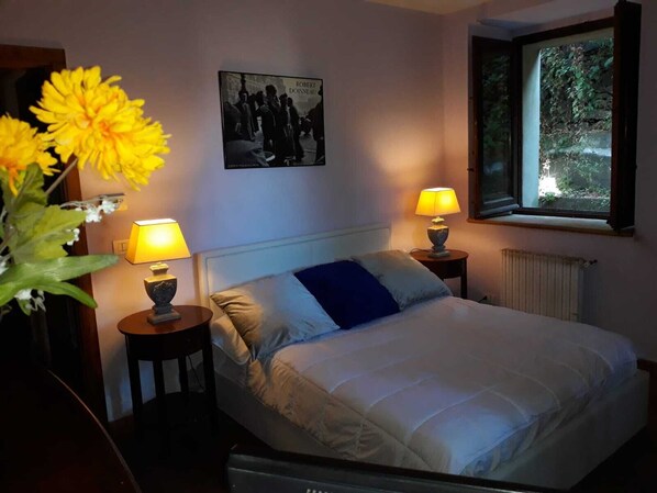 3 bedrooms - BB Villa Overlooking Sea, Mountain, Coast - Renovated Ancient Winery More (Piedimonte Etneo)