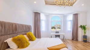 Unclassified image, 4 of 18, button - Amazing 5 Bedroom Villa With Private Pool (Dubai)